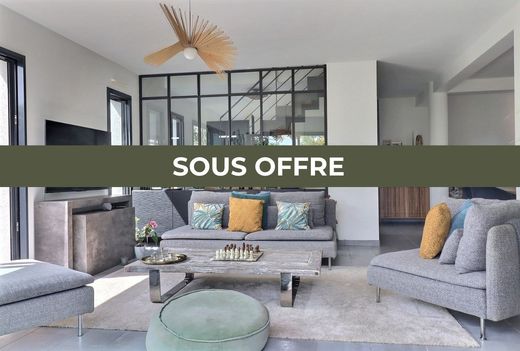 Luxury home in Bois-Guillaume, Seine-Maritime