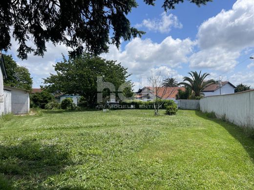Land in Anglet, Pyrénées-Atlantiques