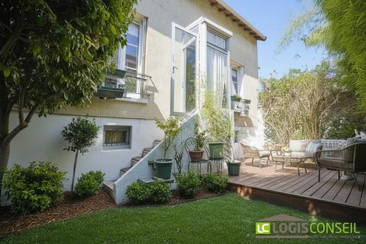 Luxury home in Malakoff, Hauts-de-Seine