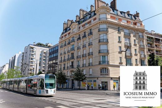 Apartament w Monceau, Courcelles, Ternes, Paris