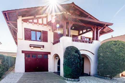 Casa de lujo en Talence, Gironda