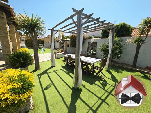 Luxury home in Mèze, Hérault