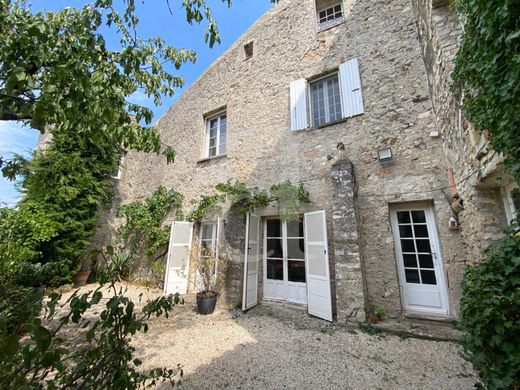 Luxury home in Vaison-la-Romaine, Vaucluse