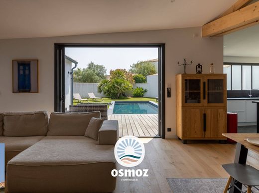 Luxe woning in Sainte-Marie-de-Ré, Charente-Maritime