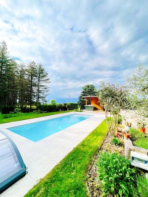 Luxury home in La Fouillouse, Loire