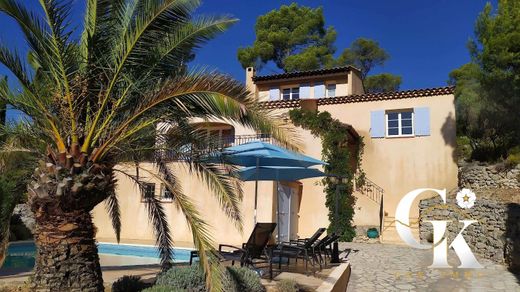 Luxury home in La Cadière-d'Azur, Var