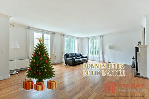 Πολυτελή κατοικία σε Villecresnes, Val-de-Marne