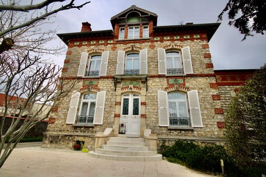 Montmagny, Val d'Oiseの高級住宅