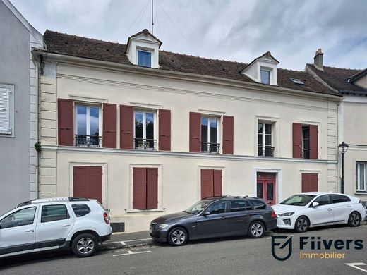 Complexes résidentiels à Mennecy, Essonne