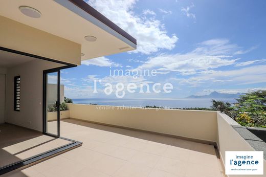 Daire Punaauia, Îles du Vent