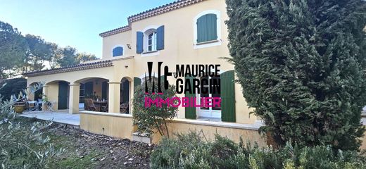 Luxus-Haus in Carpentras, Vaucluse