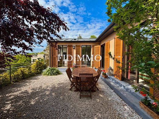 Luxury home in Chennevières-sur-Marne, Val-de-Marne