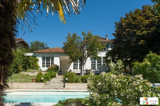 Yerres, Essonneの高級住宅