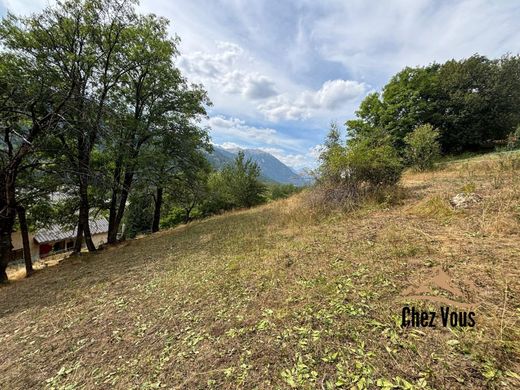 Grond in Saint-Chaffrey, Hautes-Alpes