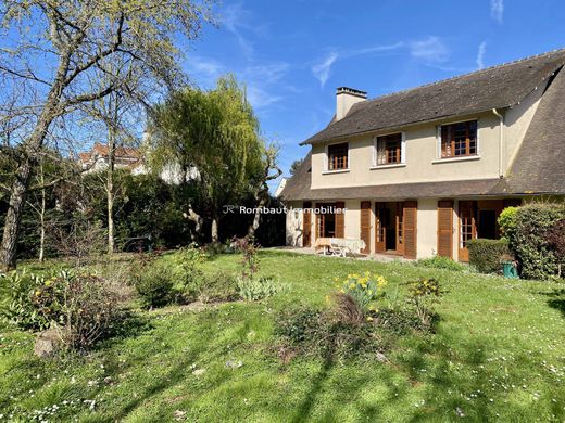 Luxus-Haus in Bougival, Yvelines