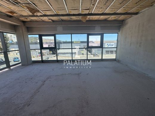 Büro in Manosque, Alpes-de-Haute-Provence