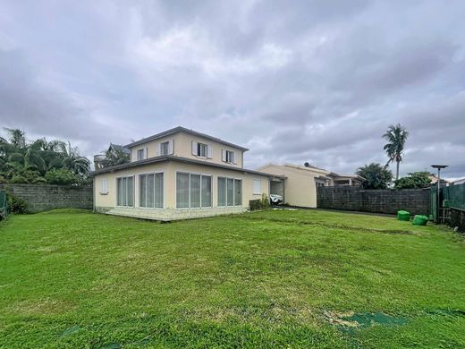 Luxury home in Saint-André, Réunion