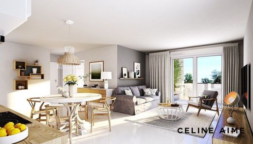 Apartment / Etagenwohnung in Saint-Maur-des-Fossés, Val-de-Marne