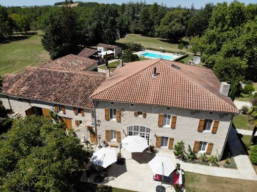 Luxury home in Condom, Gers