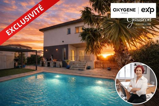 Luxury home in Villelongue-de-la-Salanque, Pyrénées-Orientales