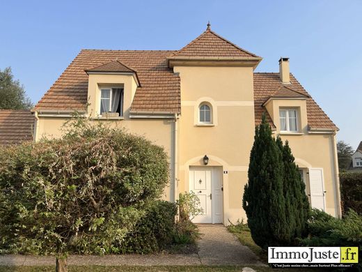 Luxury home in Le Perray-en-Yvelines, Yvelines