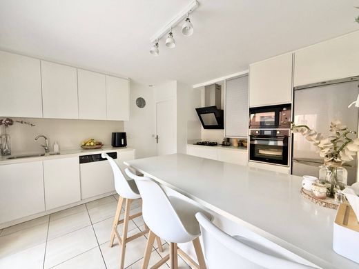 호화 저택 / Mouvaux, North