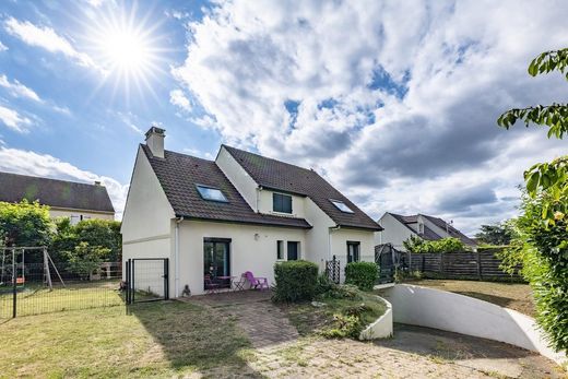 Luxus-Haus in Carrières-sous-Poissy, Yvelines