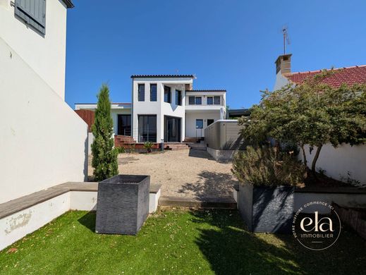 Luxury home in Saint-Gilles-Croix-de-Vie, Vendée