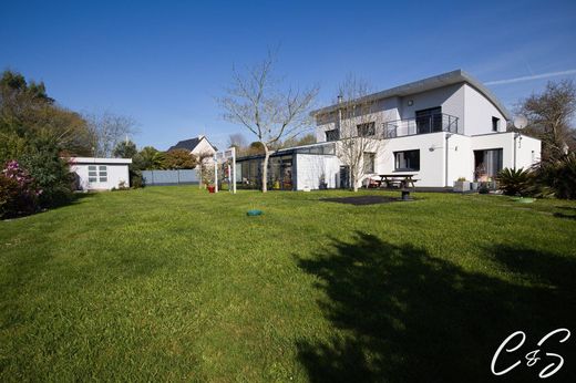 Luxus-Haus in Tréméoc, Finistère