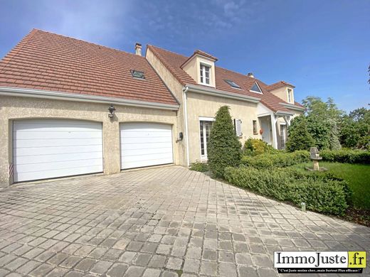 Maison de luxe à Les Essarts-le-Roi, Yvelines