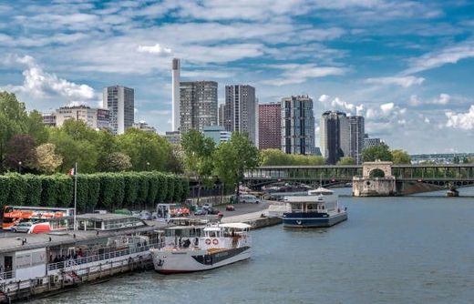 Apartment / Etagenwohnung in Paris, Île-de-France