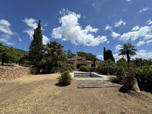 豪宅  Bastelicaccia, South Corsica