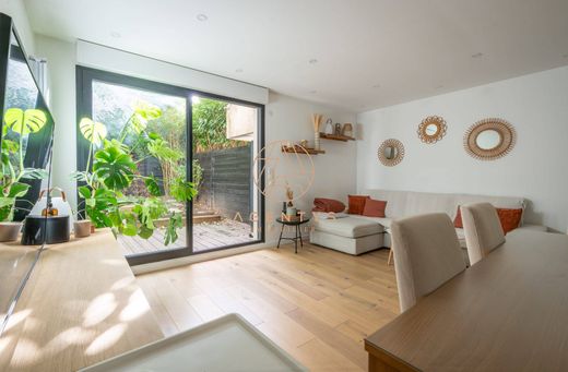 Le Perreux-sur-Marne, Val-de-Marneのアパートメント