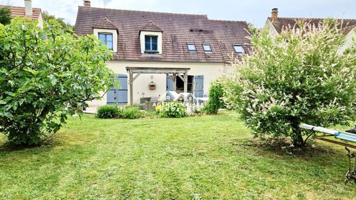 Casa di lusso a Saint-Pierre-du-Perray, Essonne