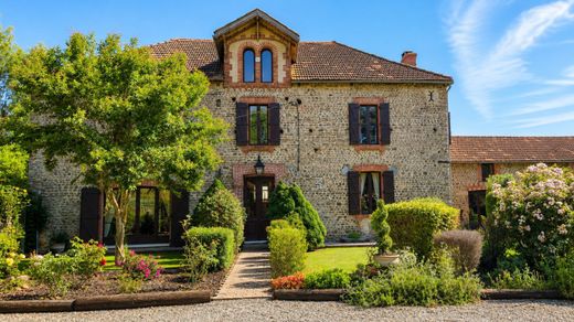 Luxury home in Vic-en-Bigorre, Hautes-Pyrénées