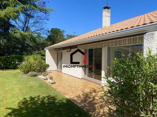 ‏בתי יוקרה ב  Mérignac, Gironde