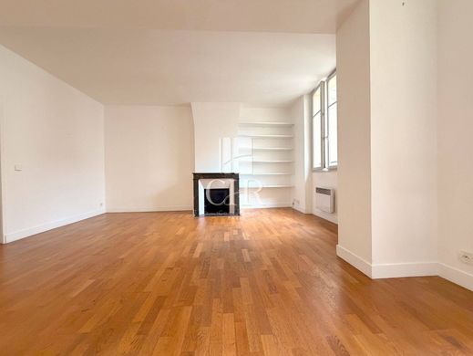 Apartment in Beaubourg, Marais, Notre Dame - Ile de La Cité, Paris