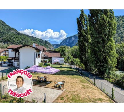Luxury home in Cluses, Haute-Savoie