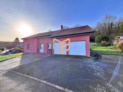 Luxus-Haus in Thil, Meurthe-et-Moselle