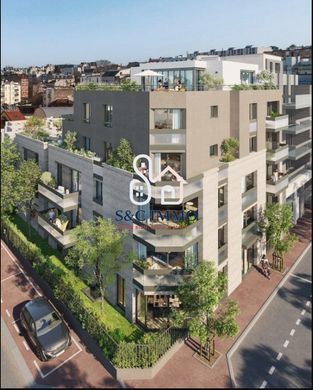 Apartment / Etagenwohnung in Issy-les-Moulineaux, Hauts-de-Seine