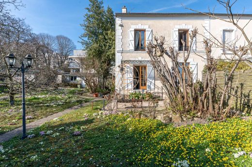 Maison de luxe à Nogent-sur-Marne, Val-de-Marne