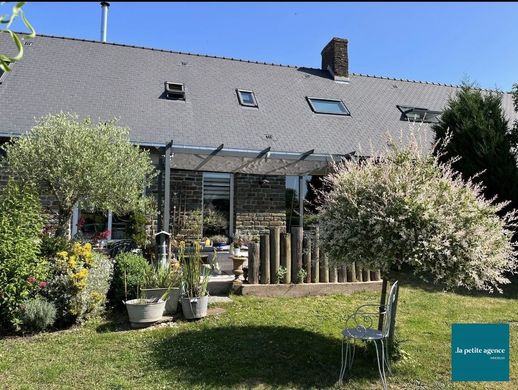 호화 저택 / Saint-Rémy, Calvados