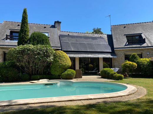 Luxus-Haus in Ploemel, Morbihan