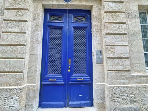 Apartment / Etagenwohnung in Bordeaux, Gironde