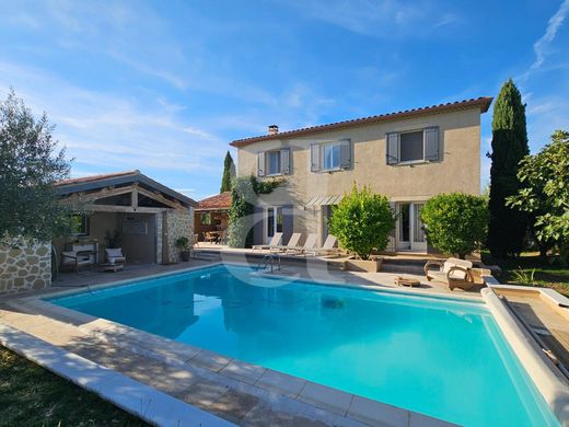 Maison de luxe à Sainte-Cécile-les-Vignes, Vaucluse