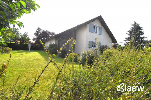 Luxury home in Meyzieu, Rhône