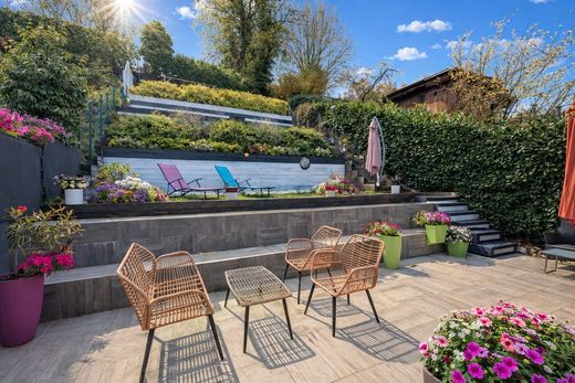 Luksusowy dom w Bossey, Haute-Savoie