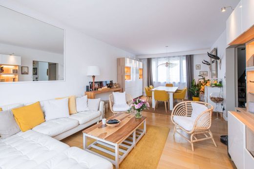 Casa de lujo en Bourg-la-Reine, Altos de Sena