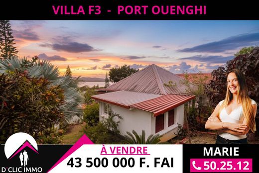 Luxury home in Bouloupari, Province Sud