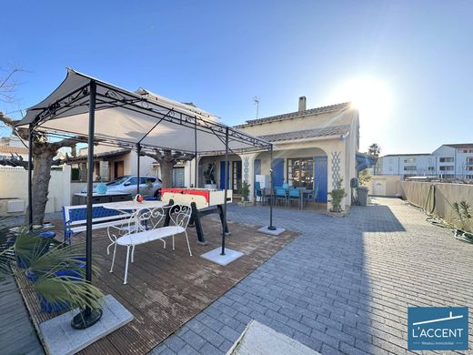 Luxus-Haus in Le Grau-du-Roi, Gard